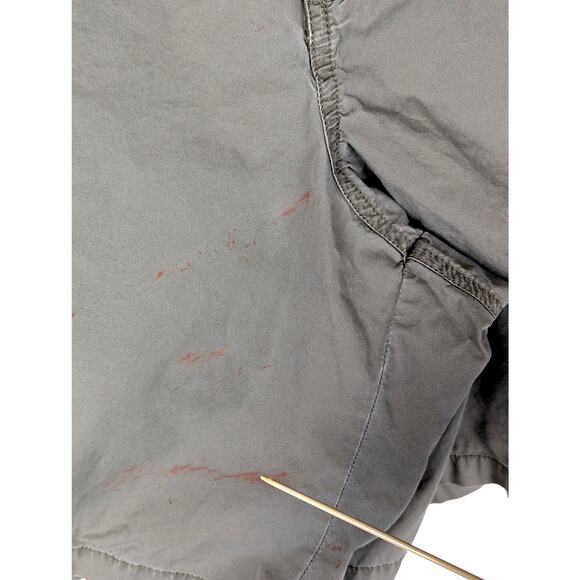 Columbia wmns cargo shorts sz 20 waist 41st"Ins 8.5"Hips 52" leg wid 31"Stained - Picture 6 of 9